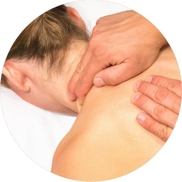 Illustration af smerter i nakke og skulder